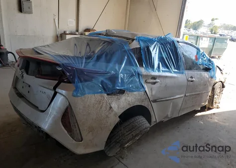 2021 Toyota Prius Prime Le из США, поврежденный, VIN JTDKAMFP3M3193167